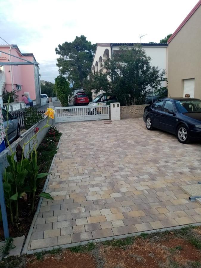 Apartman Jurisic Vir Exterior photo