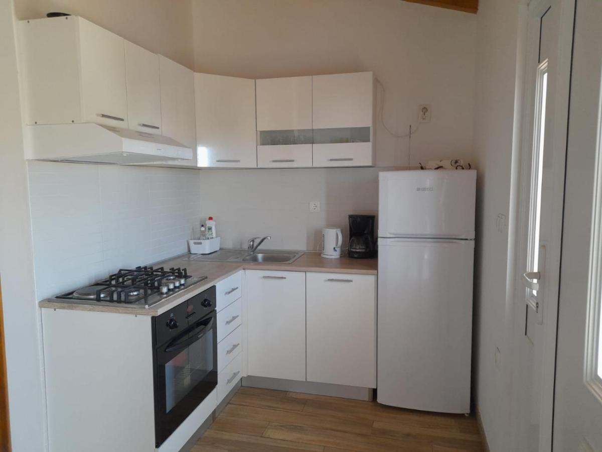 Apartman Jurisic Vir Exterior photo