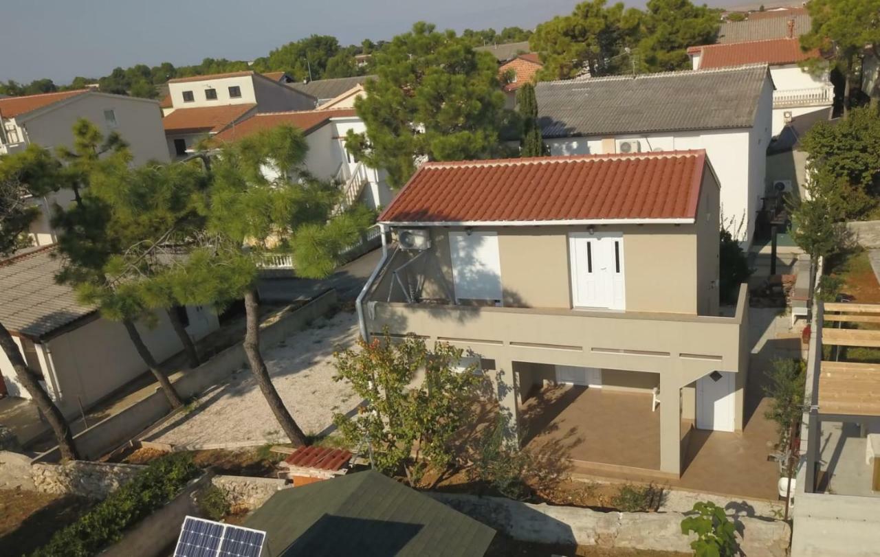 Apartman Jurisic Vir Exterior photo
